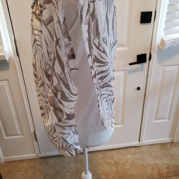 IN Studio Blouse Womens Medium Tan White Pullover Overlay Boho Coastal Beach - Picture 10 of 12